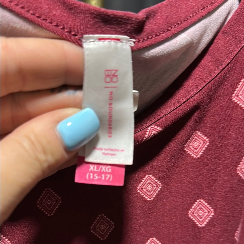 Chic Red Geometric Pattern Dress - Picture 3 of 5